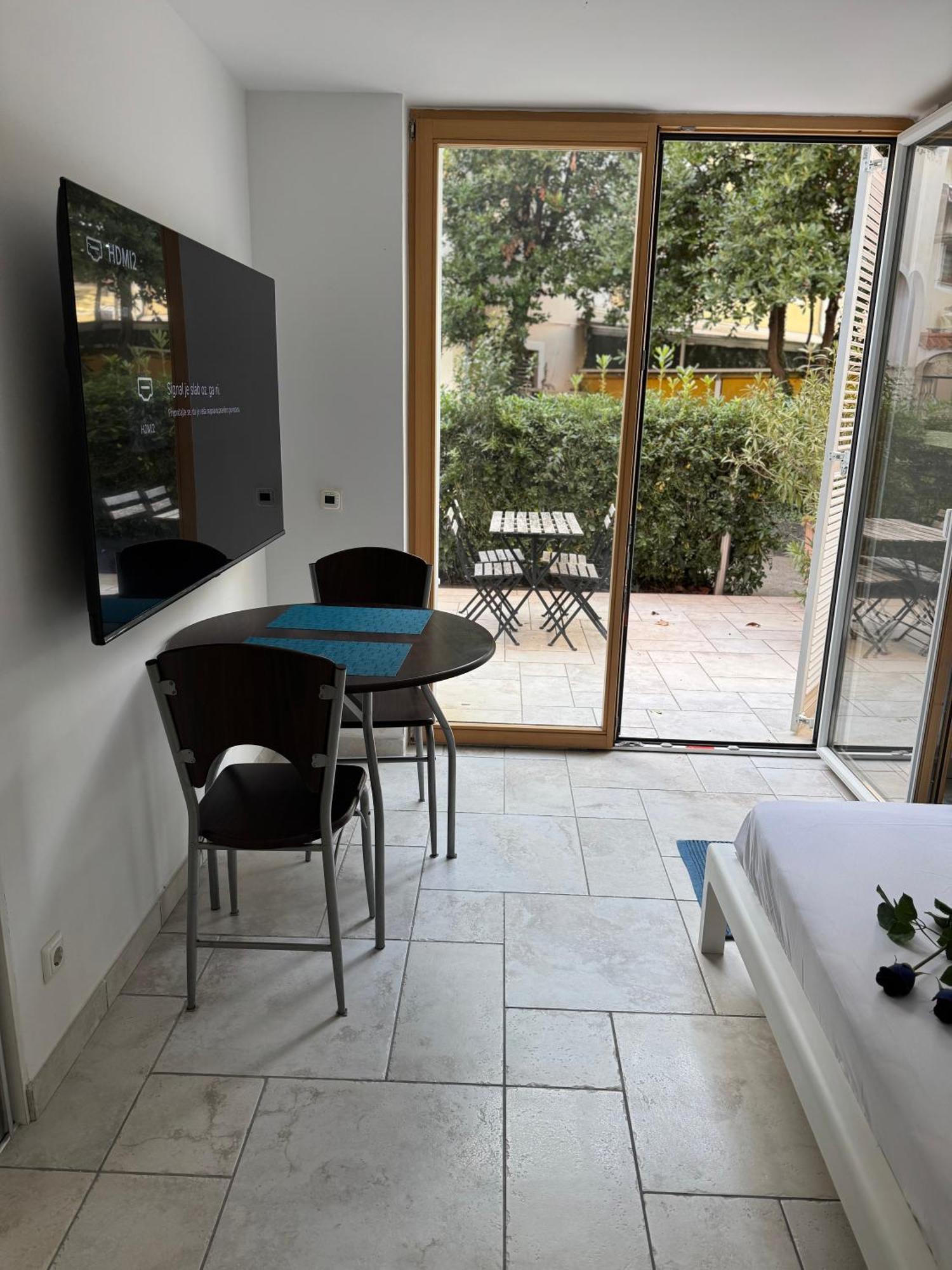 Anabella Apartment Izola Eksteriør bilde